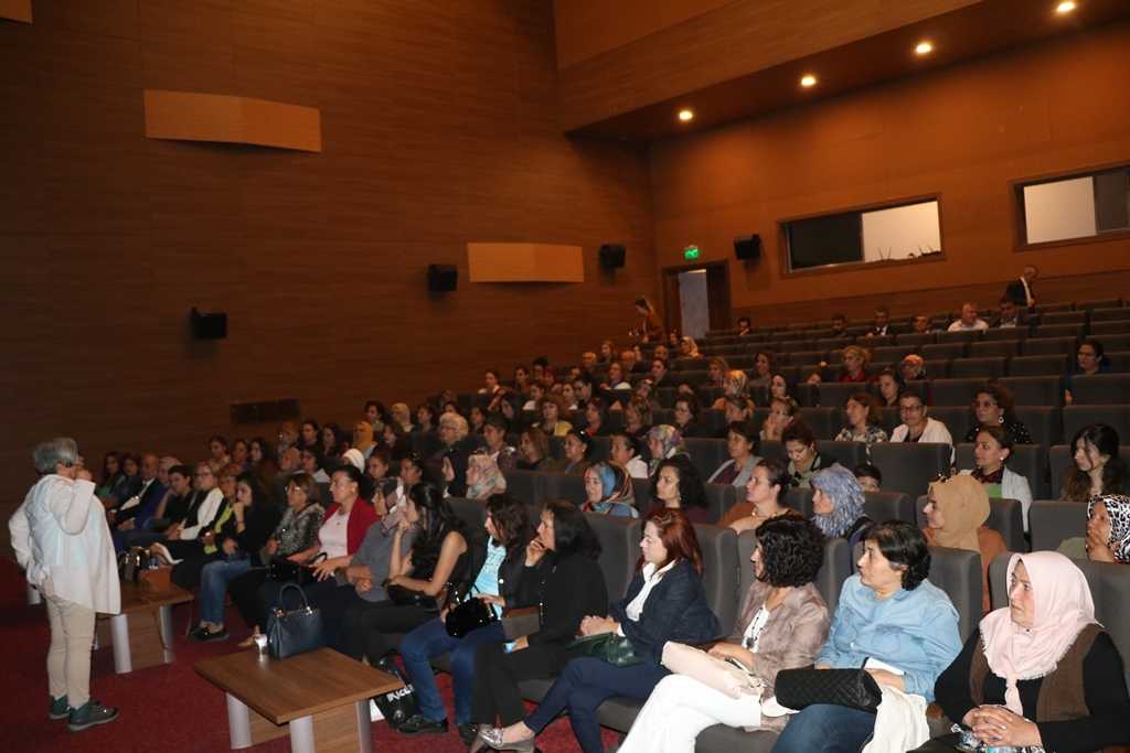 KIRŞEHİRLİ KADINLAR KOOPERATİFÇİLİK İÇİN BİR ARAYA GELDİ
