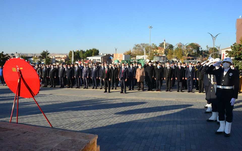 BAŞKANIMIZ 10 KASIM ULU ÖNDER ATATÜRK’Ü ANMA GÜNÜ PROGRAMINA KATILDI