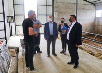 BAŞKAN YILMAZ ÜYELER İÇİN KOLLARI SIVADI