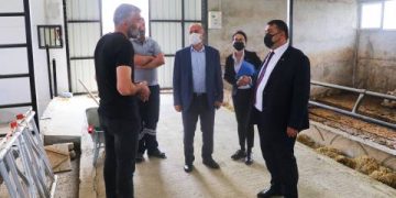 BAŞKAN YILMAZ ÜYELER İÇİN KOLLARI SIVADI