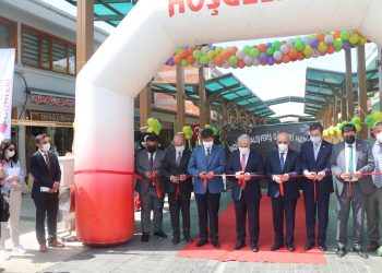 BAŞKANIMIZ 34.AHİLİK HAFTASI KUTLAMALARI KAPSAMINDA ODAMIZIN ORGANİZE ETTİĞİ KIRŞEHİR ALIŞVERİŞ FESTİVALİ AÇILIŞINA KATILDI