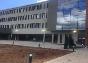 KIRŞEHİR AHİ EVRAN ÜNİVERSİTESİ YERLEŞKESİ İÇERİSİNDE BULUNAN TÜRKİYE ODALAR VE BORSALAR BİRLİĞİ KIZ ÖĞRENCİ YURDU KIRŞEHİR GENÇLİK VE SPOR İL MÜDÜRLÜĞÜNE GEÇİCİ SÜRELİĞİNE DEVREDİLDİ.