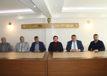 AK PARTİ ‘DEN HAYIRLI OLSUN ZİYARETİ