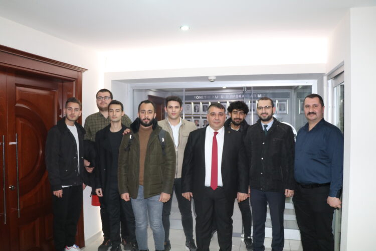 AHİ TEKNOLOJİ TAKIMI’NDAN BAŞKANIMIZ MUSTAFA YILMAZ’A ZİYARET