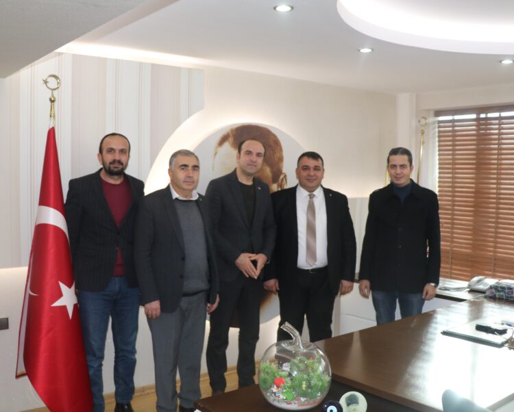 EĞİTİM-BİR-SEN KIRŞEHİR ŞUBESİ’NDEN HAYIRLI OLSUN ZİYARETİ