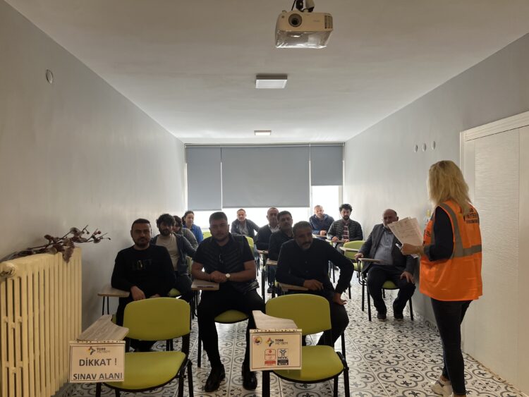 MESLEKİ YETERLİLİK VE BELGELENDİRME SINAVI BAŞARIYLA TAMAMLANDI