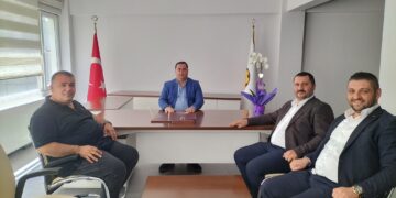 YÖNETİM KURULU BAŞKANIMIZ VE BAŞKAN YARDIMCILARIMIZDAN MECLİS BAŞKANIMIZ ÖMER ŞANAL’A HAYIRLI OLSUN ZİYARETİ