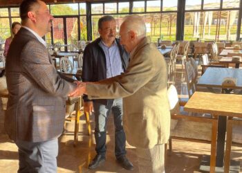 YAŞLI ÇINARLARIMIZ İLE KAHVALTIDA BİR ARAYA GELDİK