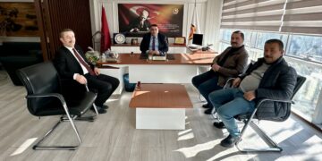 AK PARTİ KIRŞEHİR BELEDİYE BAŞKAN ADAY ADAYI MUSTAFA ÇELİK  KIRŞEHİR TİCARET VE SANAYİ ODASI(KTSO) ’NI ZİYARET ETTİ.