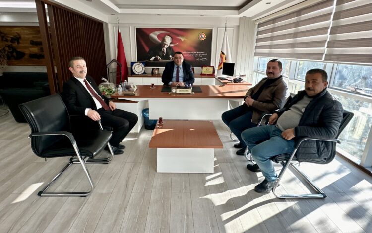 AK PARTİ KIRŞEHİR BELEDİYE BAŞKAN ADAY ADAYI MUSTAFA ÇELİK  KIRŞEHİR TİCARET VE SANAYİ ODASI(KTSO) ’NI ZİYARET ETTİ.