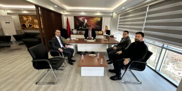 ZİRAAT BANKASI YENİCE ŞUBE MÜDÜRÜ ULVİ GÖKHAN YEŞİLDAŞ’TAN ODAMIZA ZİYARET