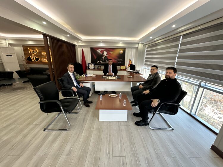 ZİRAAT BANKASI YENİCE ŞUBE MÜDÜRÜ ULVİ GÖKHAN YEŞİLDAŞ’TAN ODAMIZA ZİYARET