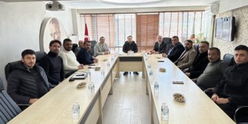 ADALET VE KALKINMA PARTİSİ KIRŞEHİR BELEDİYE BAŞKAN ADAYI DR. OSMAN ARSLAN’DAN ODAMIZA ZİYARET