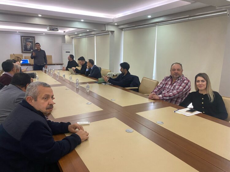 QNB FİNANSBANK İŞBİRLİĞİ İLE E-FATURA VE E-DÖNÜŞÜM SEMİNERİ DÜZENLENDİ