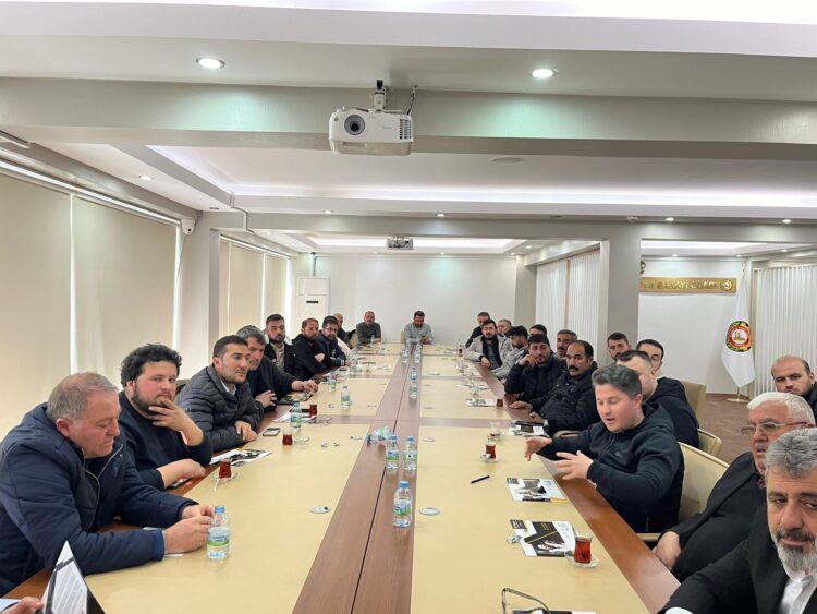 İNŞAAT SEKTÖR TEMSİLCİLERİ VE BETON FİRMALARI ODAMIZDA BULUŞTU