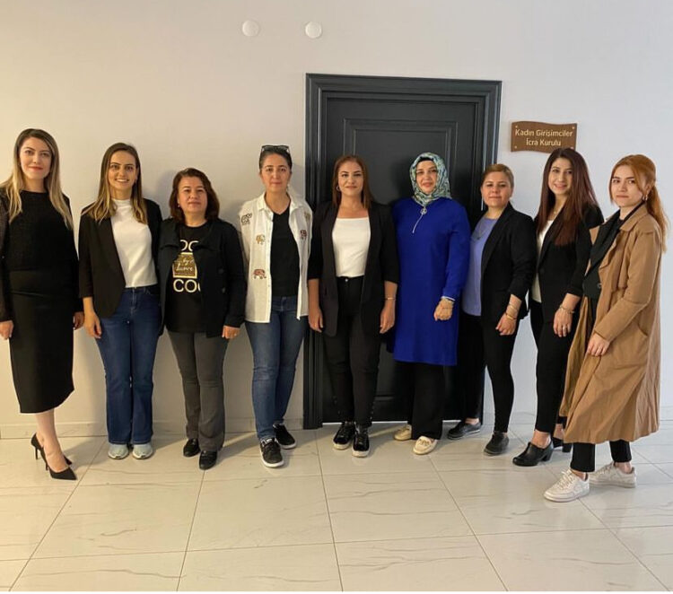 KADIN GİRİŞİMCİLER İCRA KOMİTESİ BAŞKANLIK SEÇİMİ GERÇEKLEŞTİRİLDİ
