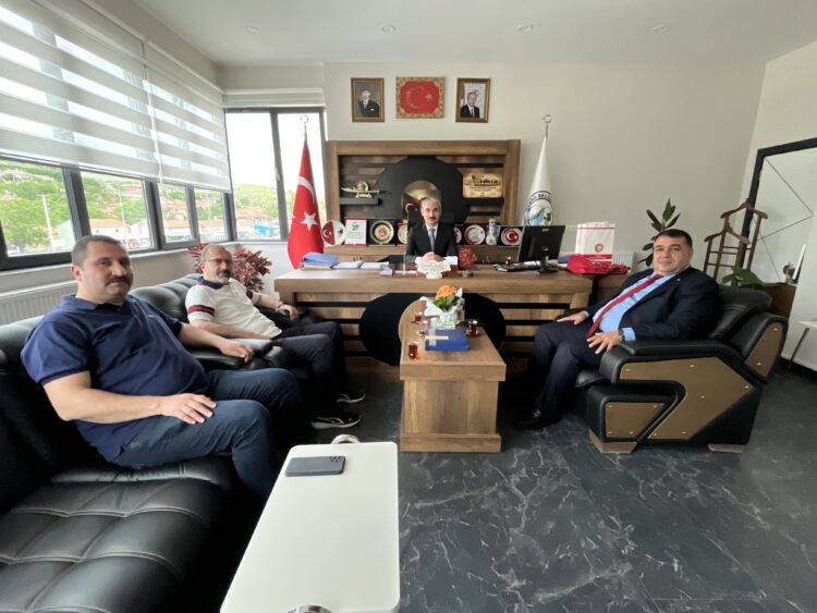 ODAMIZDAN ÖZBAĞ BELDE BELEDİYE BAŞKANI İSMAİL ÇANAKÇI’YA ZİYARET