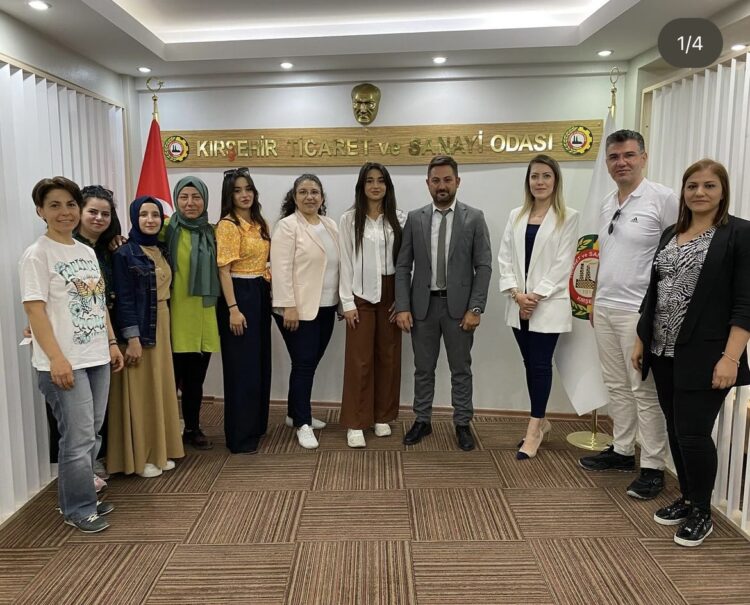 E-İHRACAT VE E-TİCARET SEMİNERİ YAPILDI