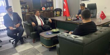 ODAMIZDAN ANAHTAR PARTİYE ZİYARET